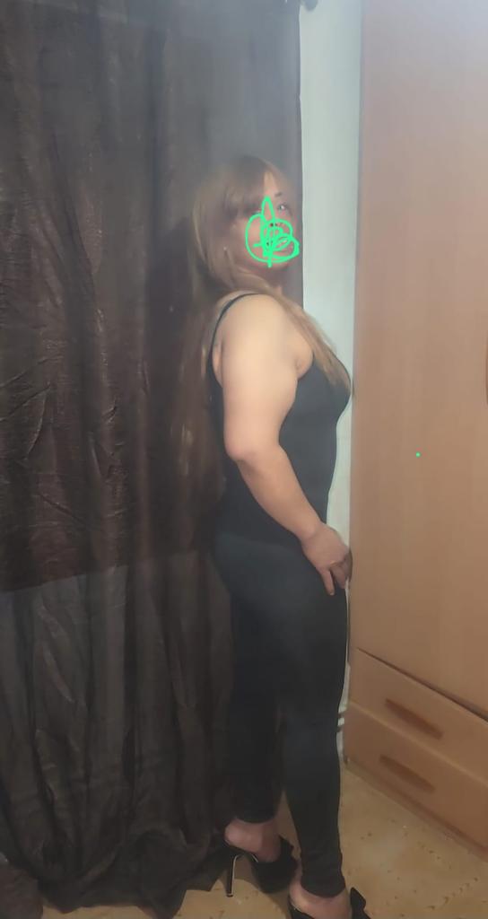 613261908: Chica busca chico en Cantabria