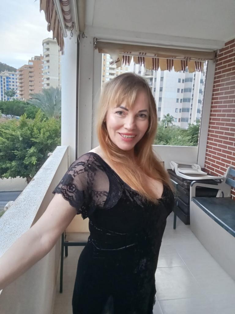 611235982: Chica busca chico en Alicante