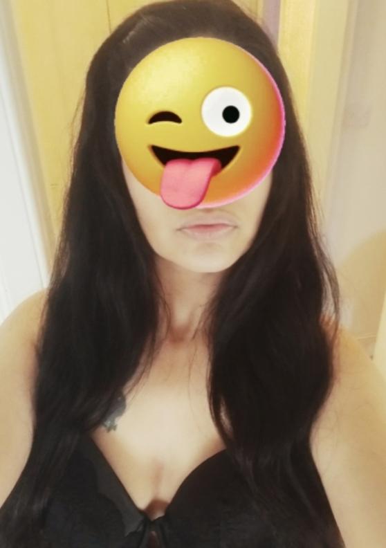 Chica busca chico en Asturias: 