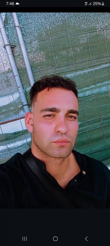 612557075: Chico busca chica en Barcelona