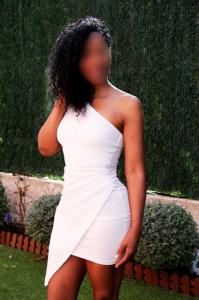 616690520: Chica busca chico en Madrid