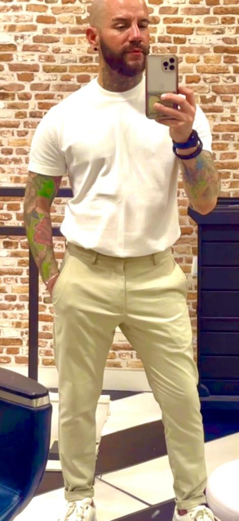 600213107: Chico busca chica en Guipúzcoa