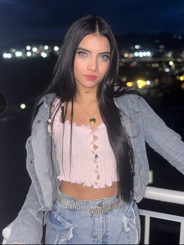 Chica busca chico en Alicante: Chica busca chico