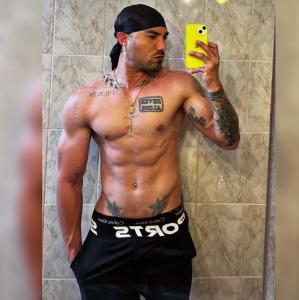 612561084: Chico busca chica en Navarra