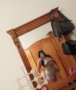742093506: Chica busca chico en Cantabria