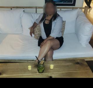 742084649: Chica busca chico en Madrid