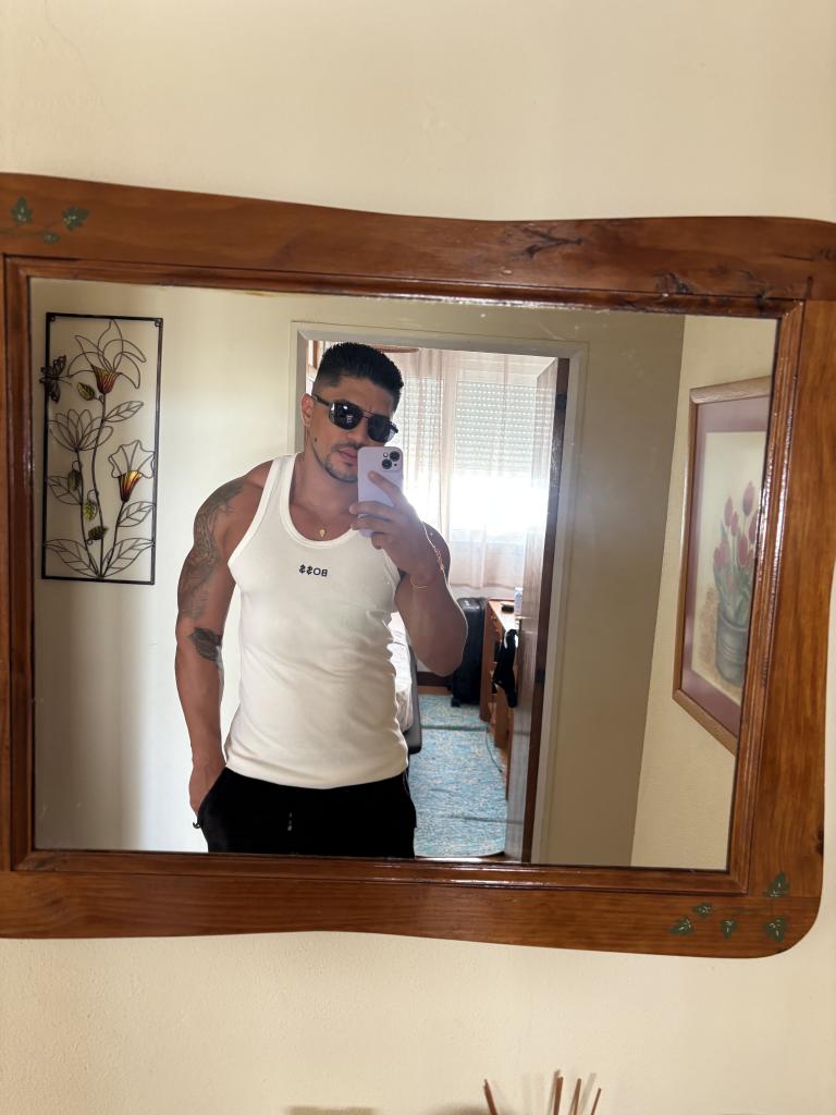 Chico busca chica en Alicante: 