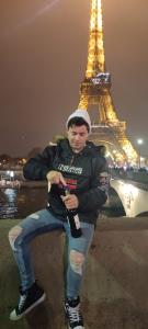 697695860: Chico busca chica en Asturias