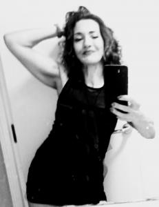 634828951: Chica busca chico en Sevilla