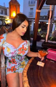 607255497: Transexual en Barcelona