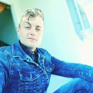 Chico busca chica en Las Palmas: 