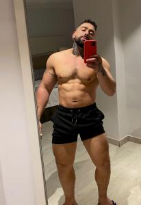 Chico busca chica en La Coruña: 