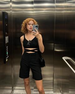 Chica busca chico en Granada: 