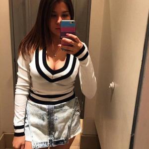 Chica busca chico en Alicante: Chica busca chico