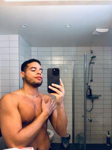 Chico busca chica en Madrid: 