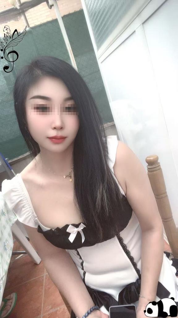 635616962: Chica busca chico en Madrid