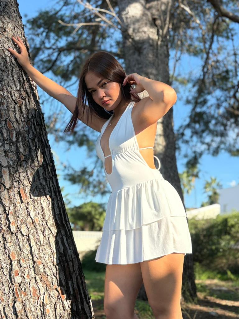 641588220: Chica busca chico en Alicante