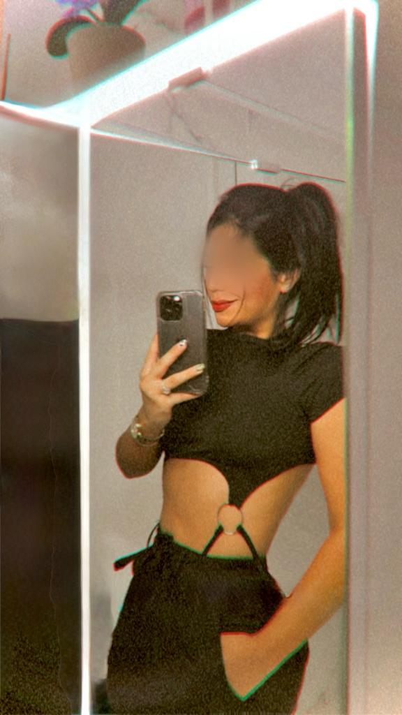 Chica busca chico en Tenerife: 