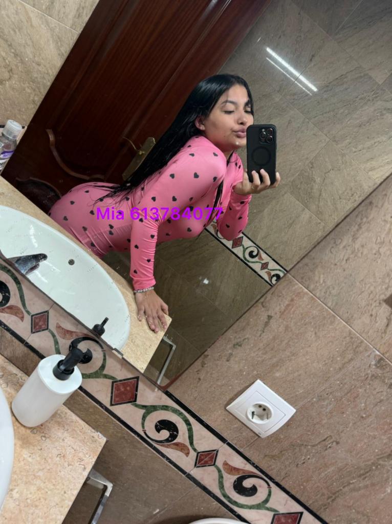 613784077: Chica busca chico en Badajoz