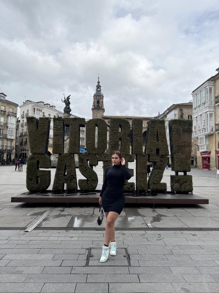 612241419: Travesti en Vizcaya