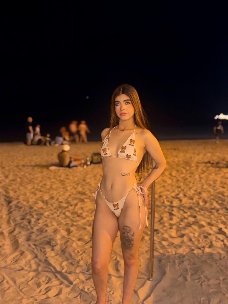 Chica busca chico en Alicante: Chica busca chico