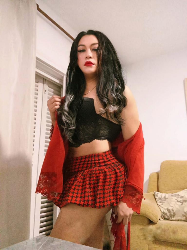 613348037: Chica busca chico en Almería