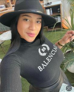 664421702: Chica busca chico en Tenerife