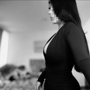 623326085: Chica busca chico en Burgos