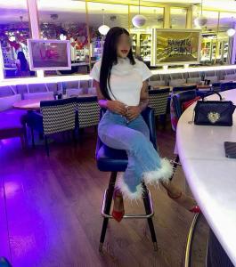 604354267: Chica busca chico en Málaga