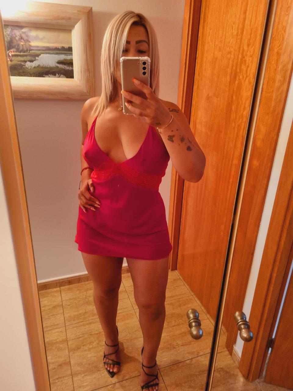 632804717: Chica busca chico en Barcelona