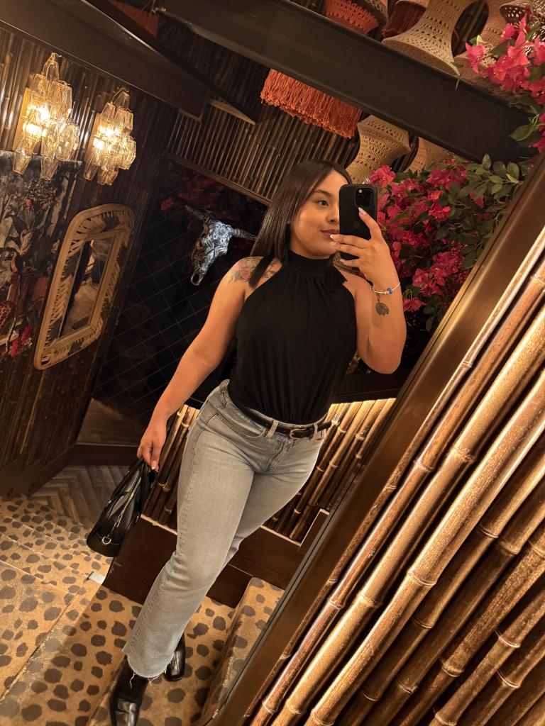 672956866: Chica busca chico en Huesca