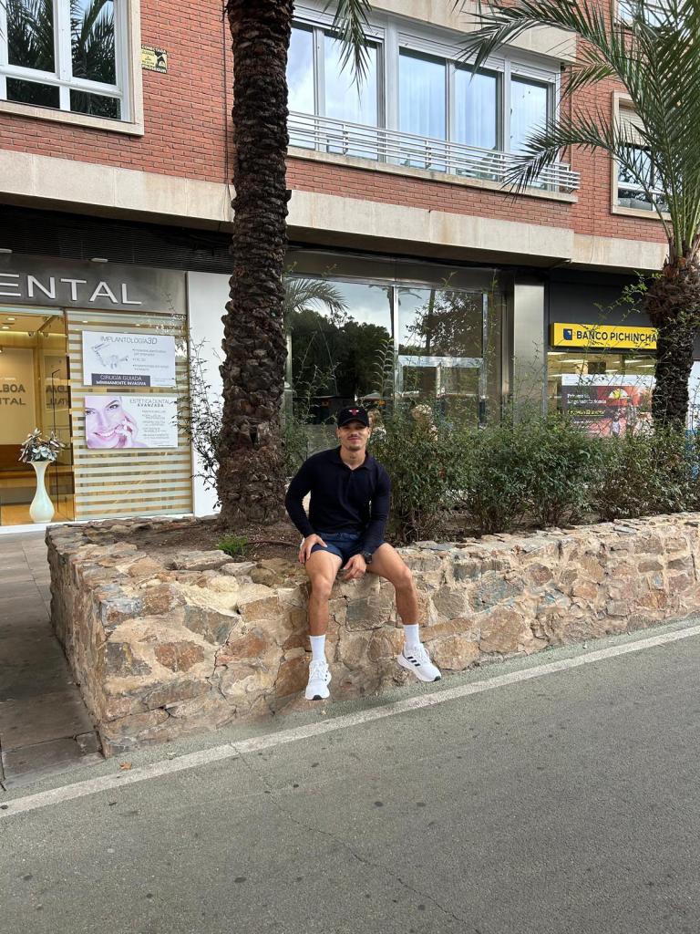 Chico busca chica en Murcia: 