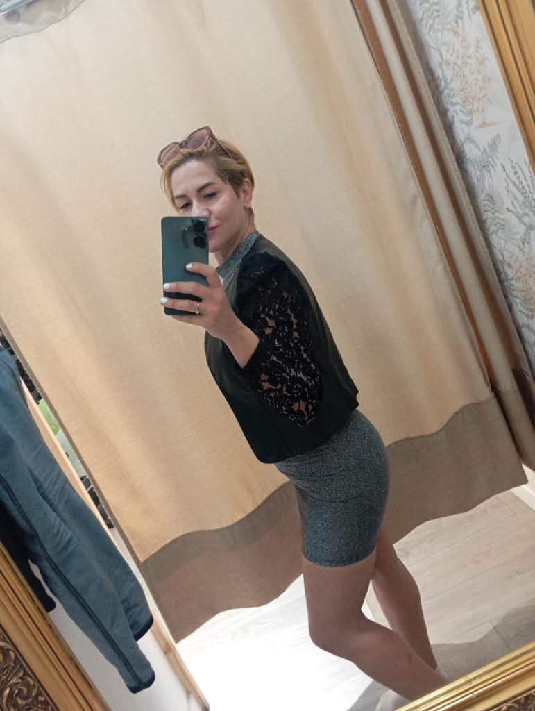 672017347: Chica busca chico en Cádiz