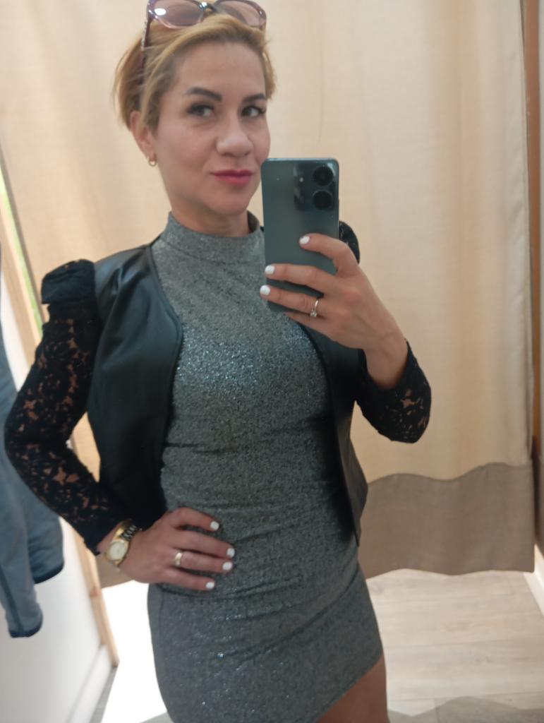 672017347: Chica busca chico en Cádiz