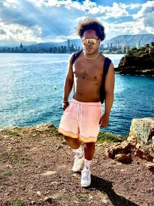 632856094: Chico busca chica en Madrid