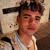 654892695: Chico busca chica en Valladolid