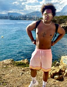 632856094: Chico busca chica en Madrid