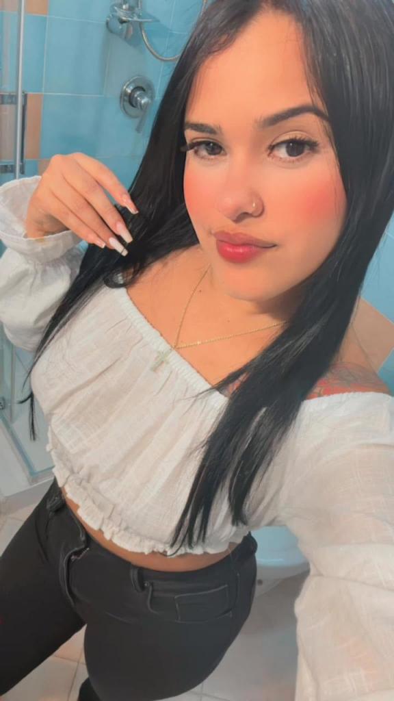 Chica busca chico en Cádiz: 