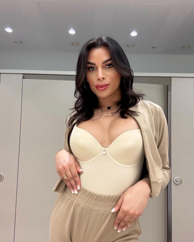 645236999: Transexual en Cádiz