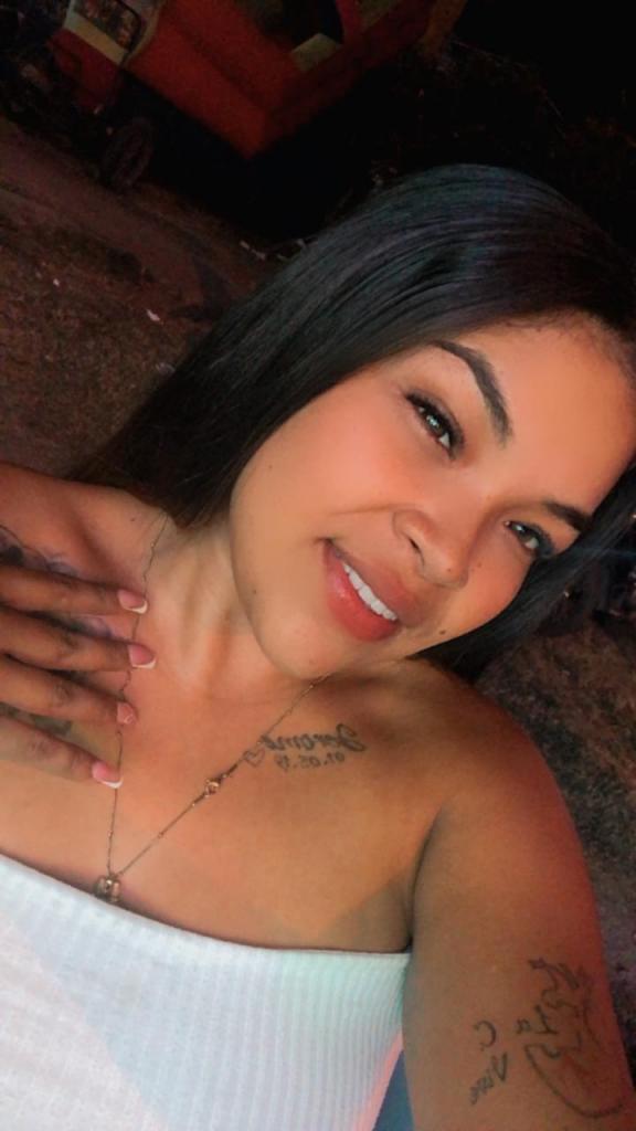 Chica busca chico en Granada: 