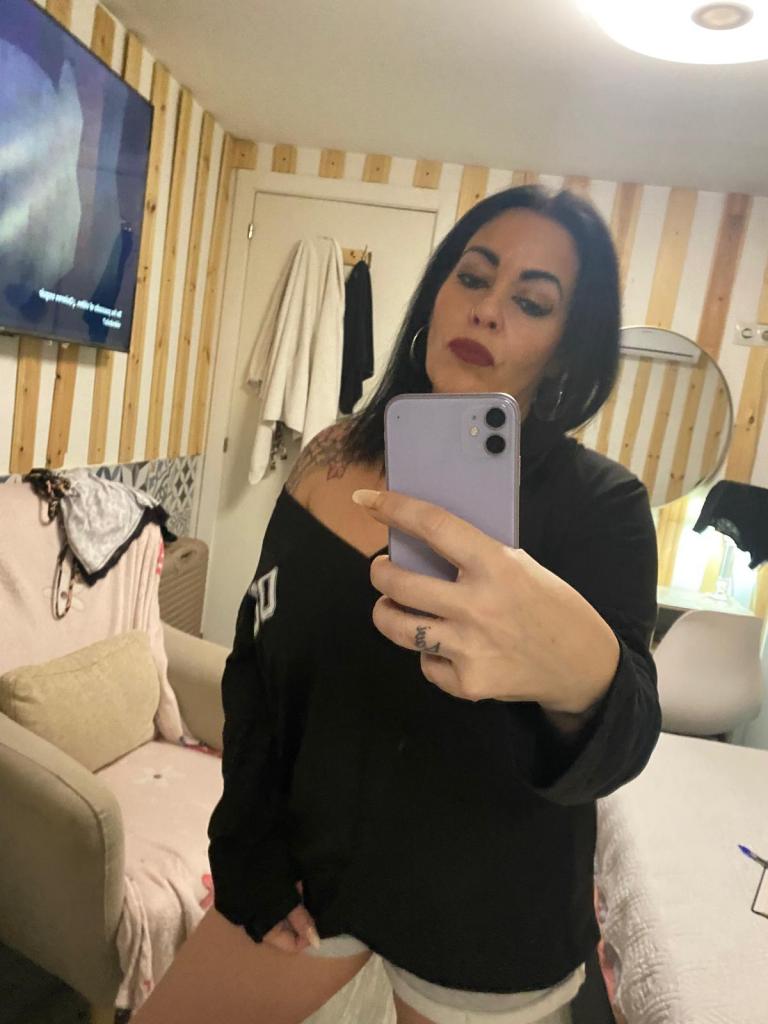 Chica busca chico en Alicante: 