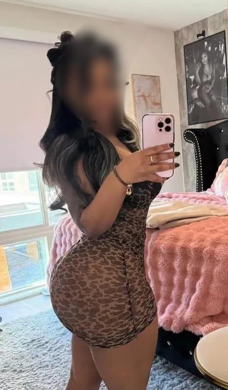 613687083: Chica busca chico en Cantabria