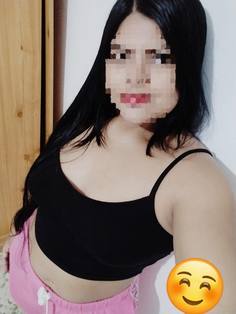 677898398: Chica busca chico en Cádiz