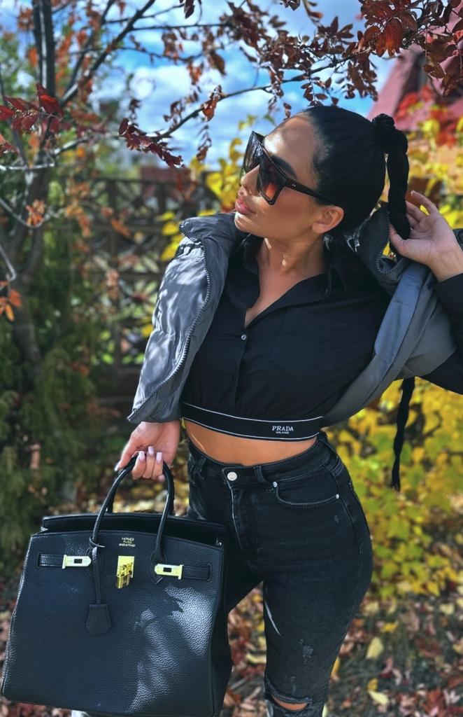 643026184: Chica busca chico en Málaga