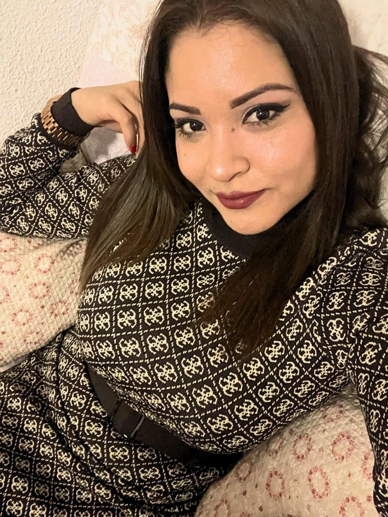 Chica busca chico en Murcia: 