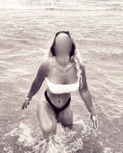 602638012: Chica busca chico en Barcelona