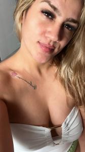 667091488: Chica busca chico en Madrid