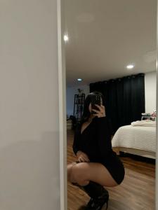 643505904: Chica busca chico en Madrid