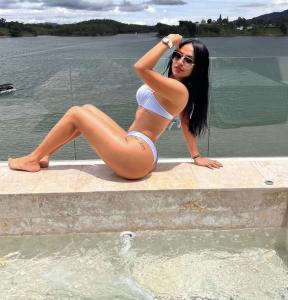 687710453: Chica busca chico en Lérida