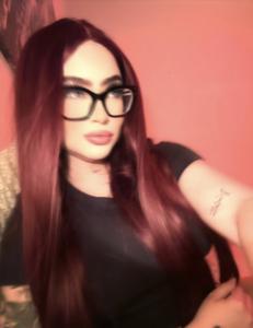 613226440: Chica busca chico en Pontevedra